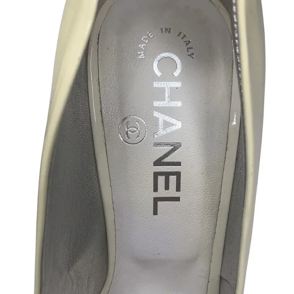 Chanel Interlocking CC Logo Peep Toe Patent Leather Heels EU 37.5 Yellow Pumps